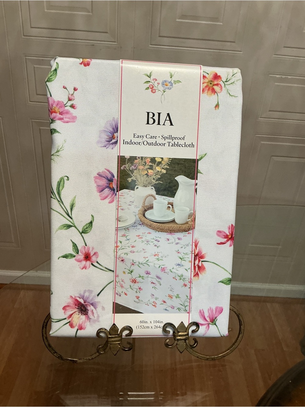Brand New Bia  Multicolor Floral Fabric Tablecloth 60" Round Spillproof